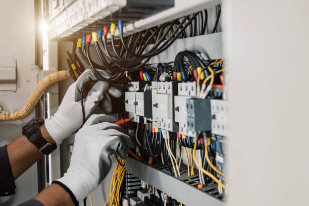 Best Electrician Near Me  in Oakland, NE